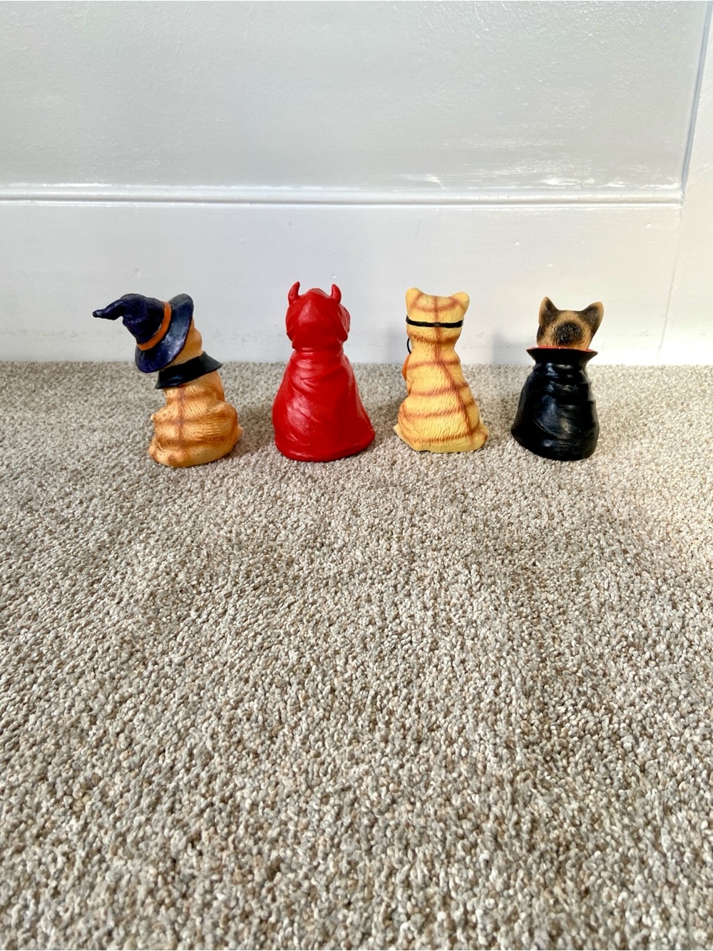 Collections Etc Halloween Cat Figurines Set of 4 Costume Witch Devil Vampire - Picture 6 of 15
